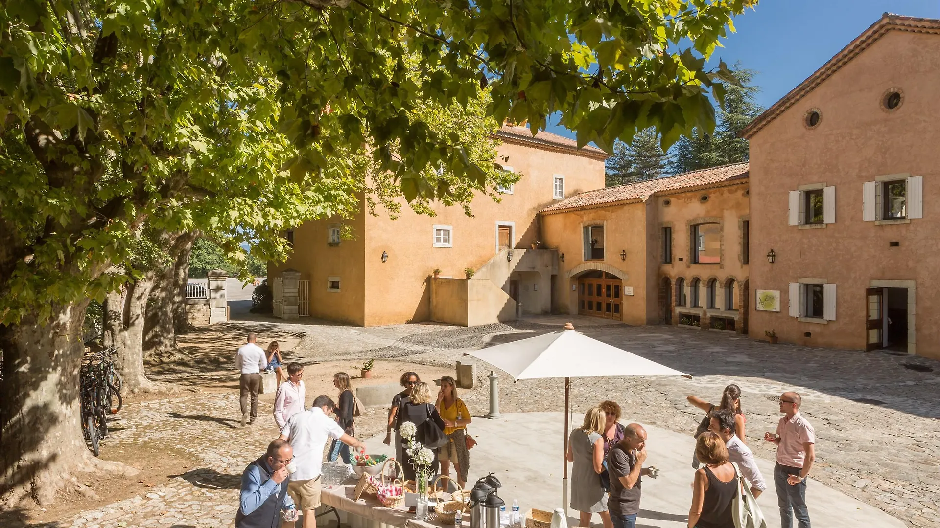 Hotel Sowell Family Le Vallon Grospierres